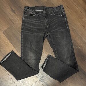 Classic Black Levi’s Men's Jeans